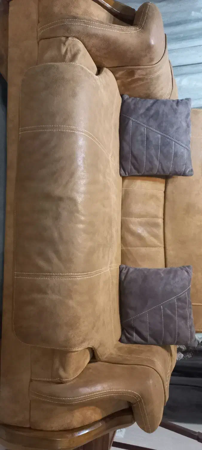 مبل راحتی ۷ نفره به همراه ناهار خوری ۴ نفره|مبلمان خانگی و میز عسلی|رباط‌کریم, شهرک والفجر|دیوار