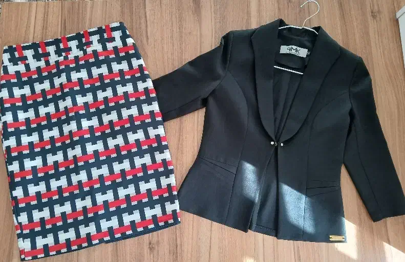 لباس مجلسی|لباس|همدان, |دیوار