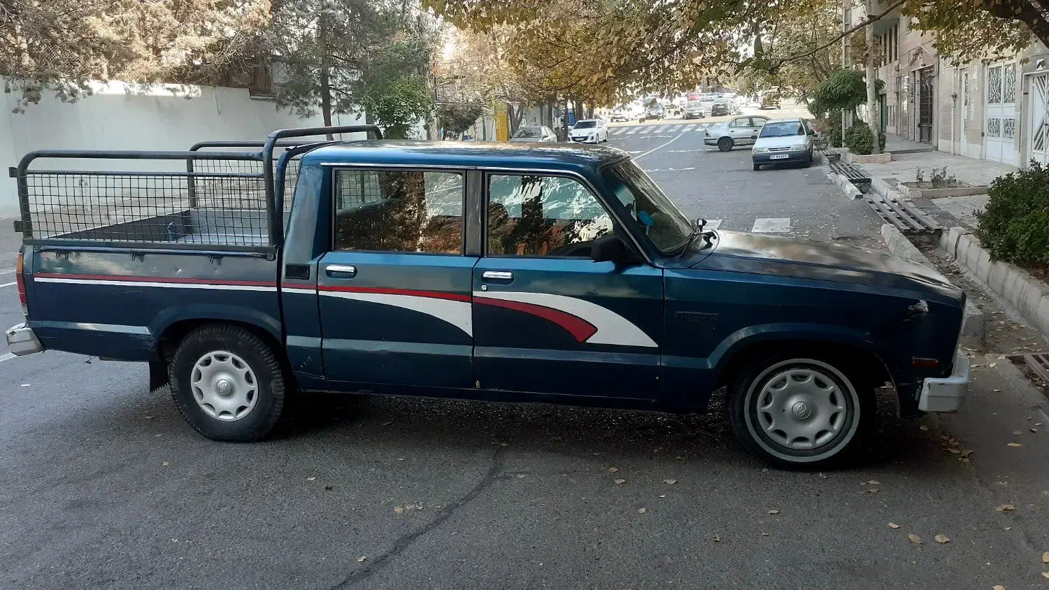 وانت مزدا 2000 دوکابین|خودرو سواری و وانت|تهران, مجیدآباد|دیوار