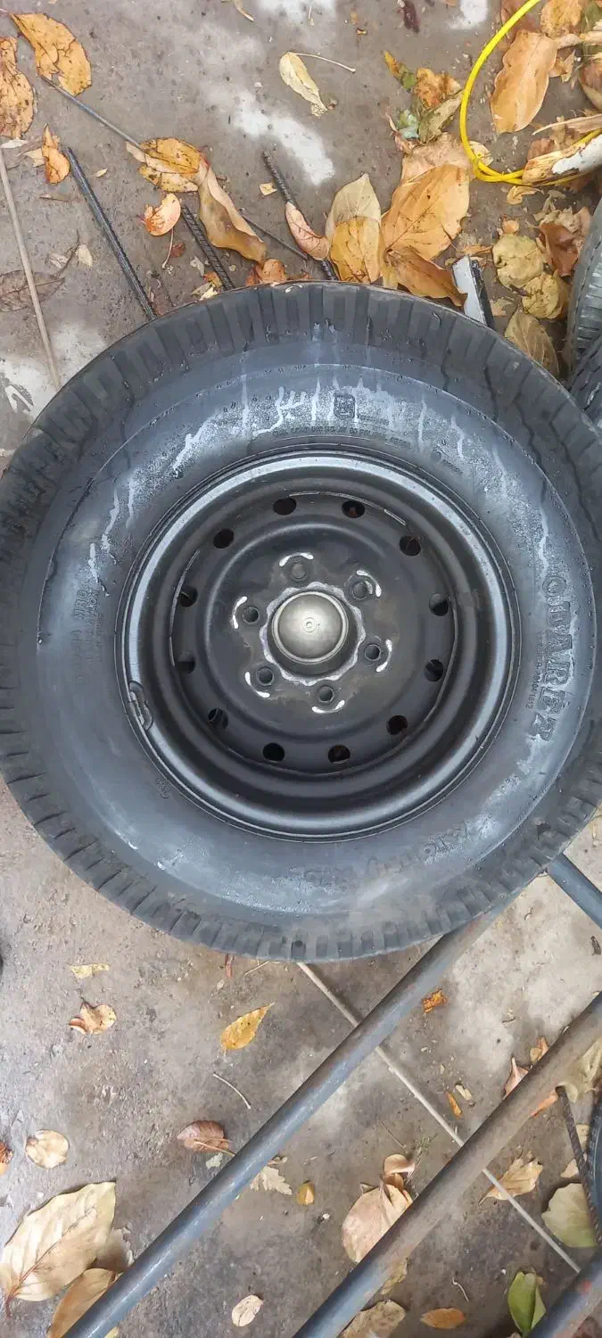 لاستیک مزدا در حد نو|قطعات یدکی و لوازم جانبی|پردیس, شهرک صنعتی کمرد|دیوار