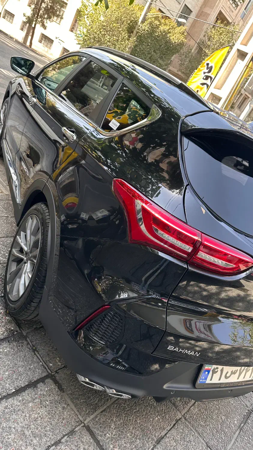 شیشه دودی یووی۸۰۰ گارانتی تعویض برای تمامی خودروها|خدمات موتور و ماشین|تهران, تهرانپارس غربی|دیوار