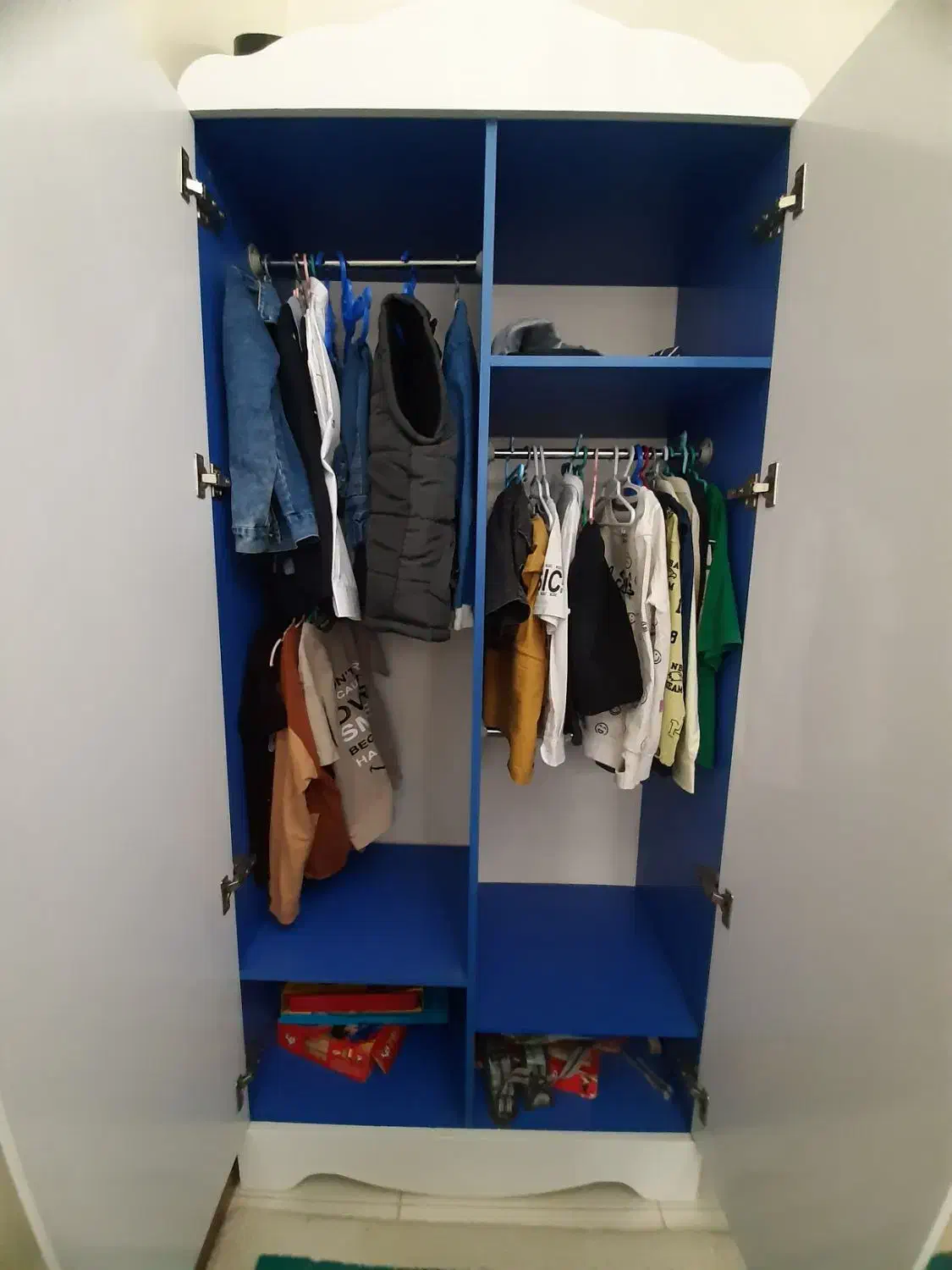 تخت کمد و فرش اتاق کودک|تخت و صندلی بچه|تهران, تهرانویلا|دیوار