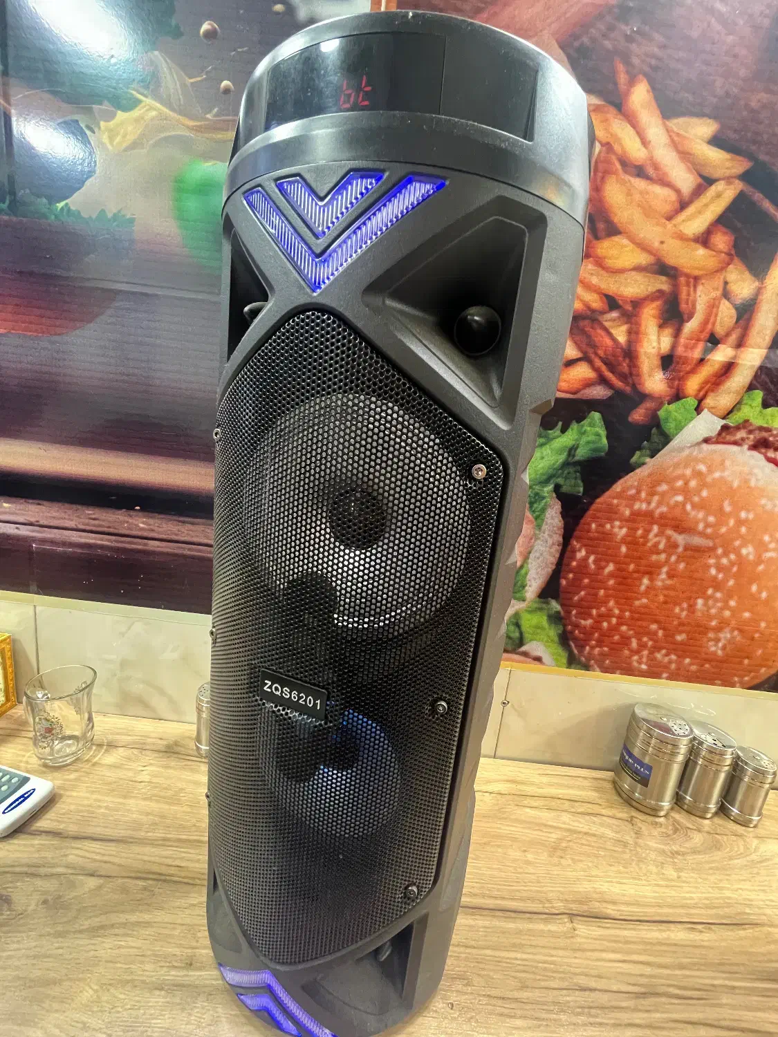 اسپیکر بلوتوثدار با میکروفن در حد نو|سیستم صوتی خانگی|رشت, دیانتی|دیوار