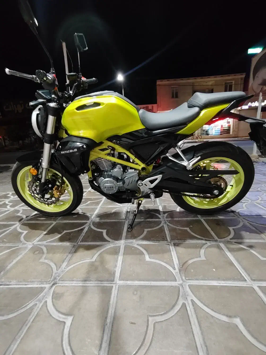 موتور سیکلت|موتورسیکلت|بم, |دیوار