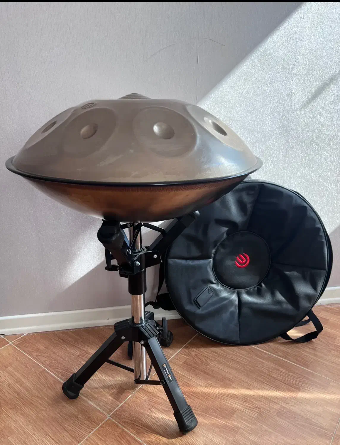 هنگدرام نو|درام و پرکاشن|گرگان, |دیوار