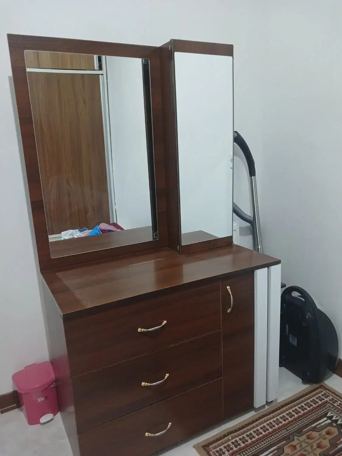 سرویس خواب دو نفره|تخت و سرویس خواب|اراک, |دیوار