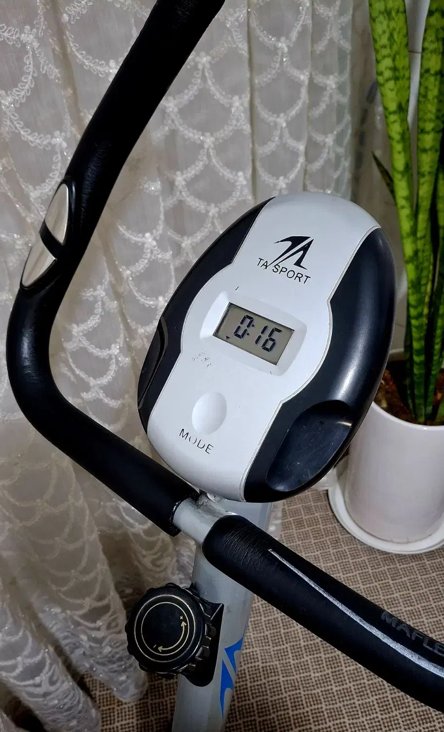 دوچرخه ثابت ورزشی تا اسپرت سیستم مگنتی تمیز|تجهیزات ورزشی|ری, حمزه‌آباد|دیوار