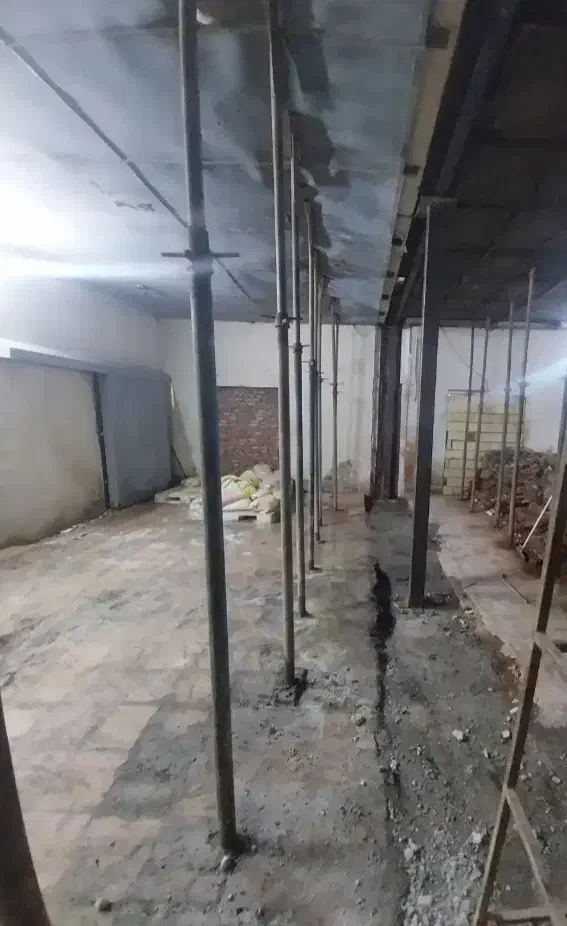 تخریب ساختمان با اکیپ کامل|خدمات پیشه و مهارت|نمین, |دیوار