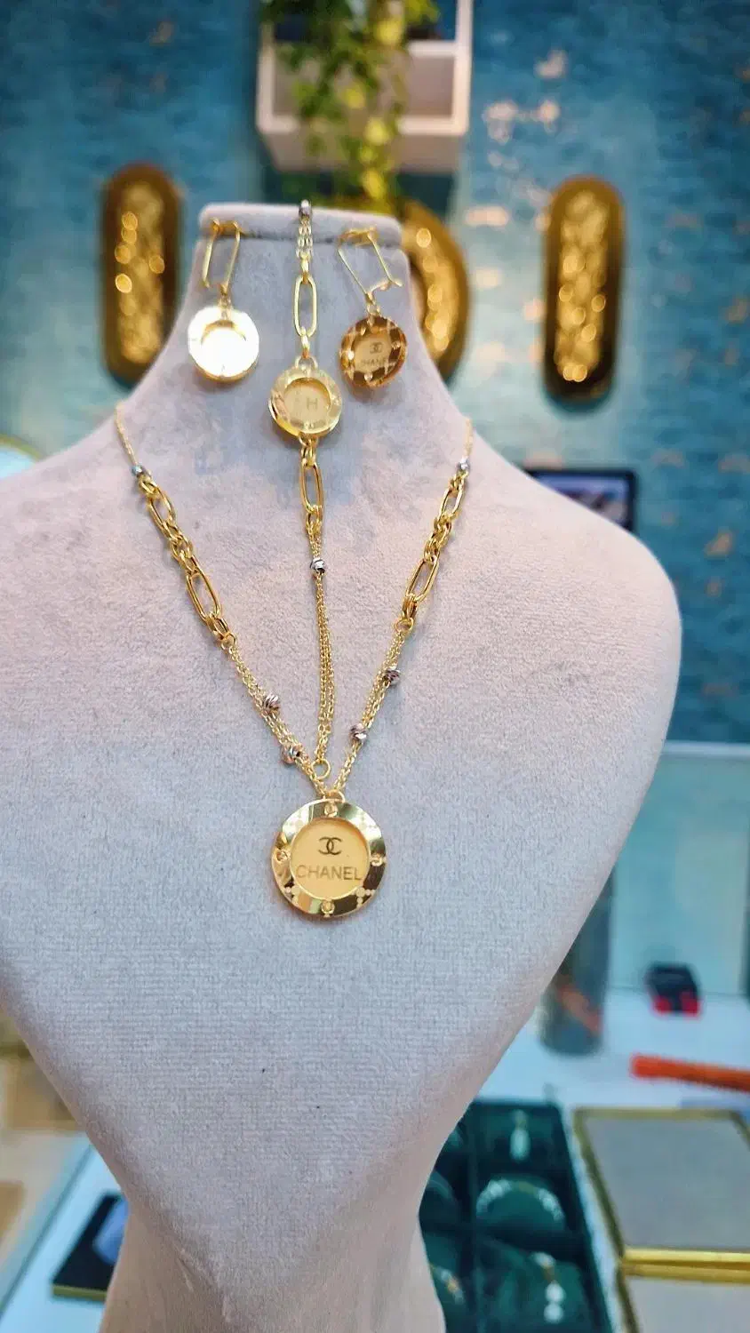 گالری طلا زندگی، فروش نقد و اقساط طلا و جواهرات|جواهرات|قزوین, |دیوار