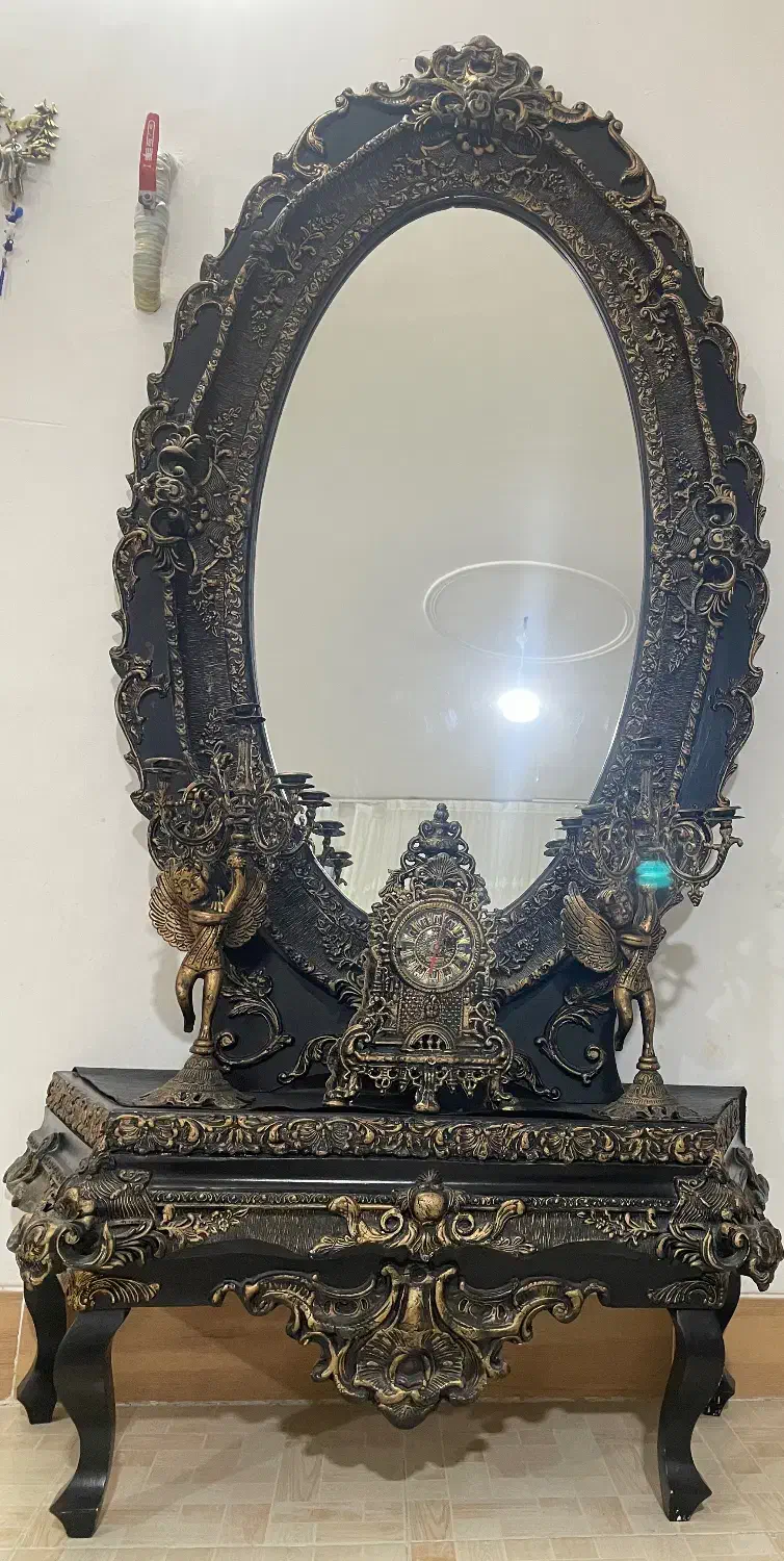 آینه|آینه|گلپایگان, |دیوار