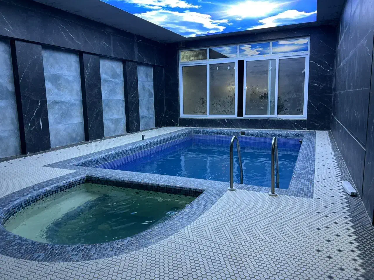 اجاره باغ ویلا تمام وقت شیک وتمیز روز هررنج قیمتی|اجارهٔ کوتاهمدت ویلا و باغ|مشهد, چهاربرج|دیوار