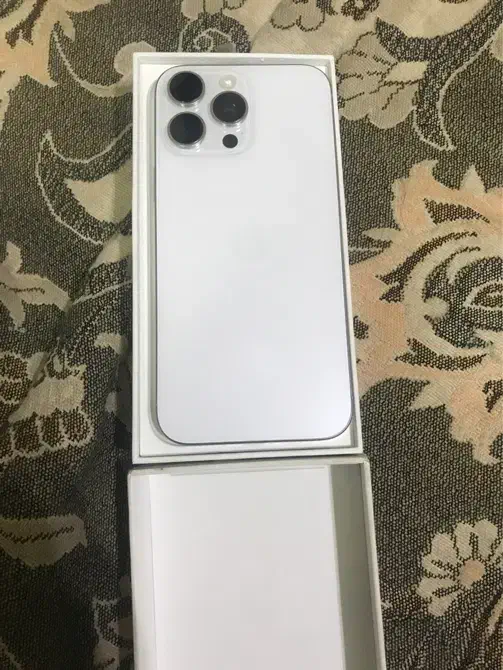 ایفون 16 پرومکس|موبایل|نیشابور, پنجراه|دیوار