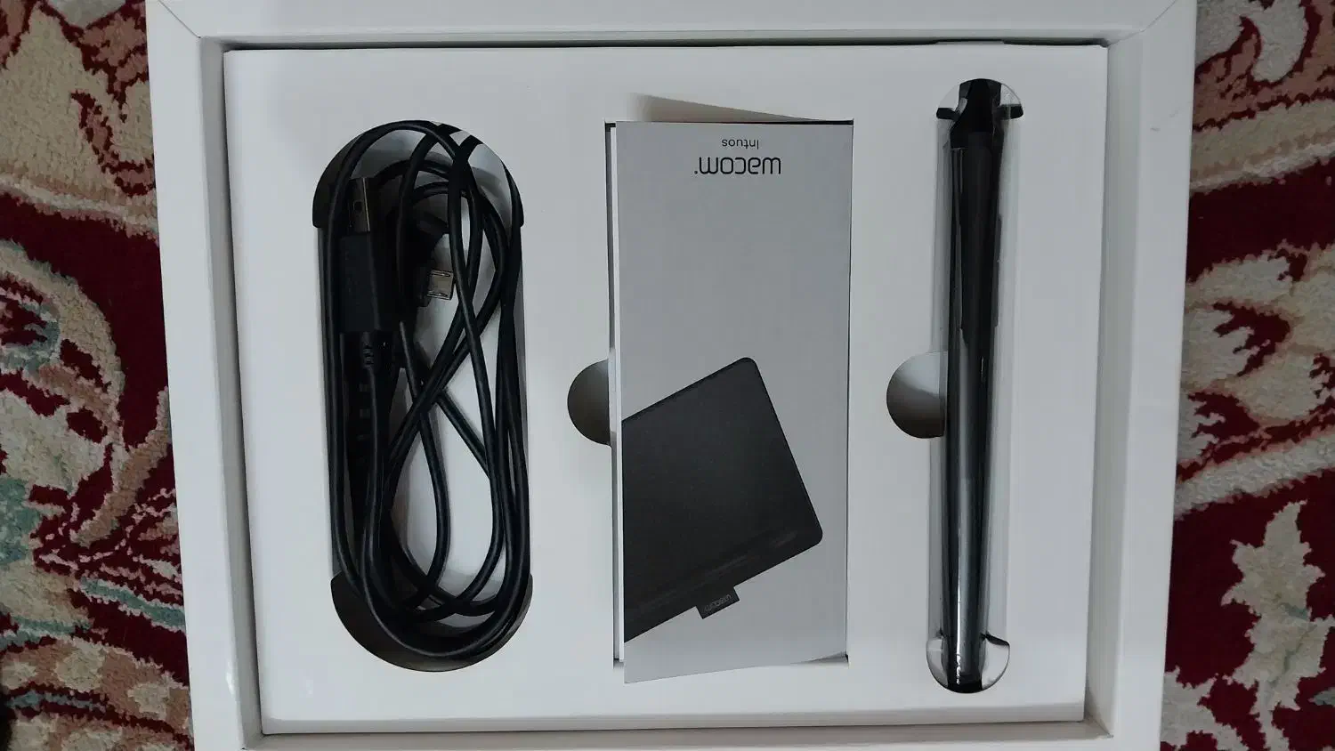 تبلت طراحی و قلم نوری wacom intros (s)|تبلت|تهران, عباس‌آباد|دیوار