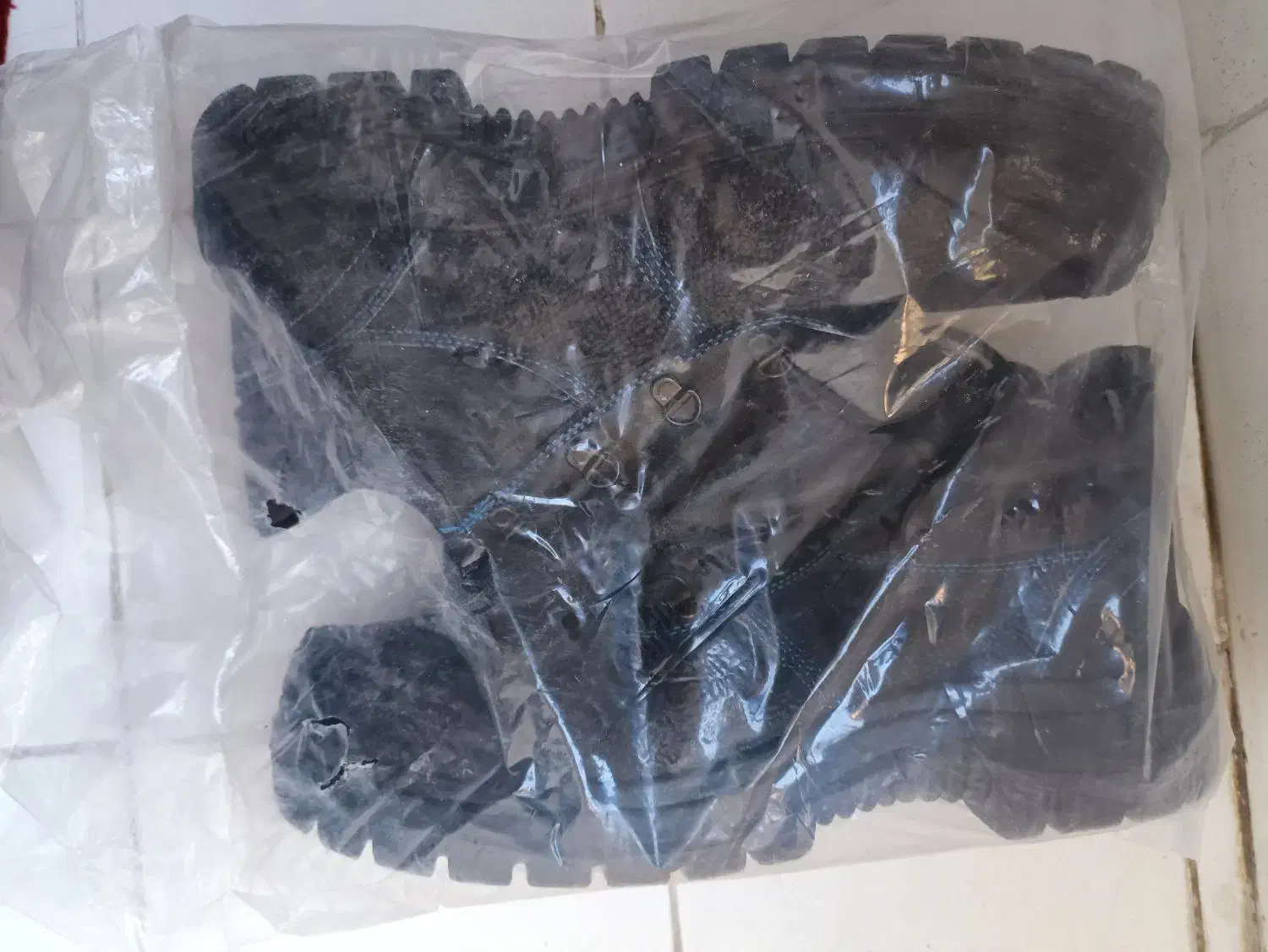 کفش ایمنی|کیف، کفش، کمربند|شهرکرد, |دیوار