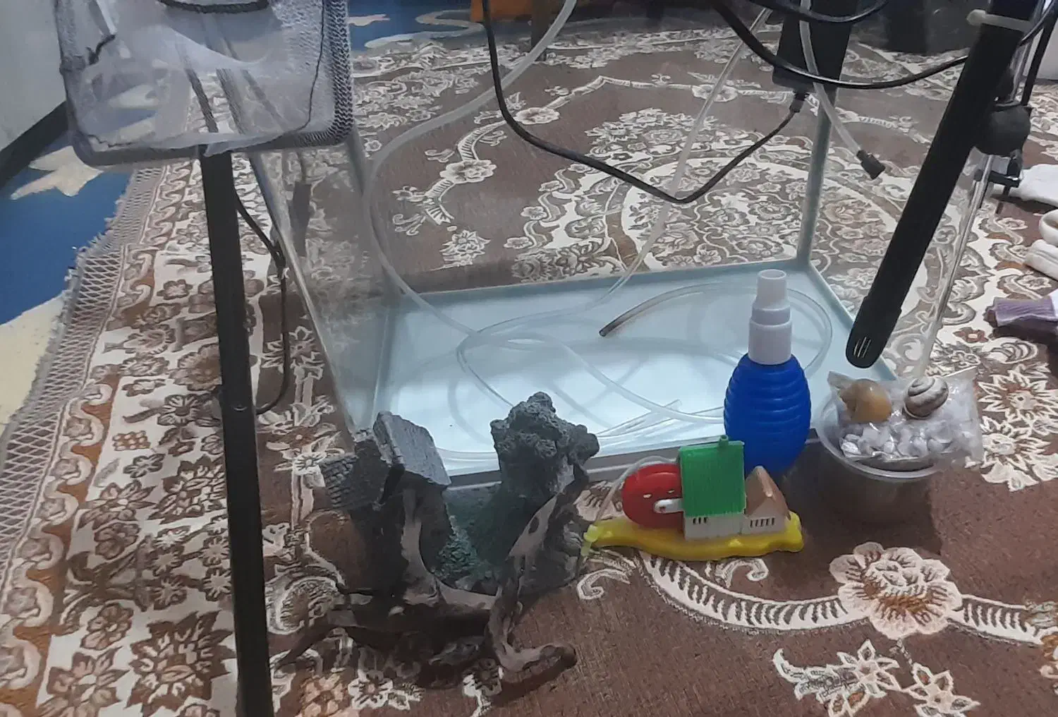 آکواریوم بزرگ درحد نو|ماهی|قروه, |دیوار