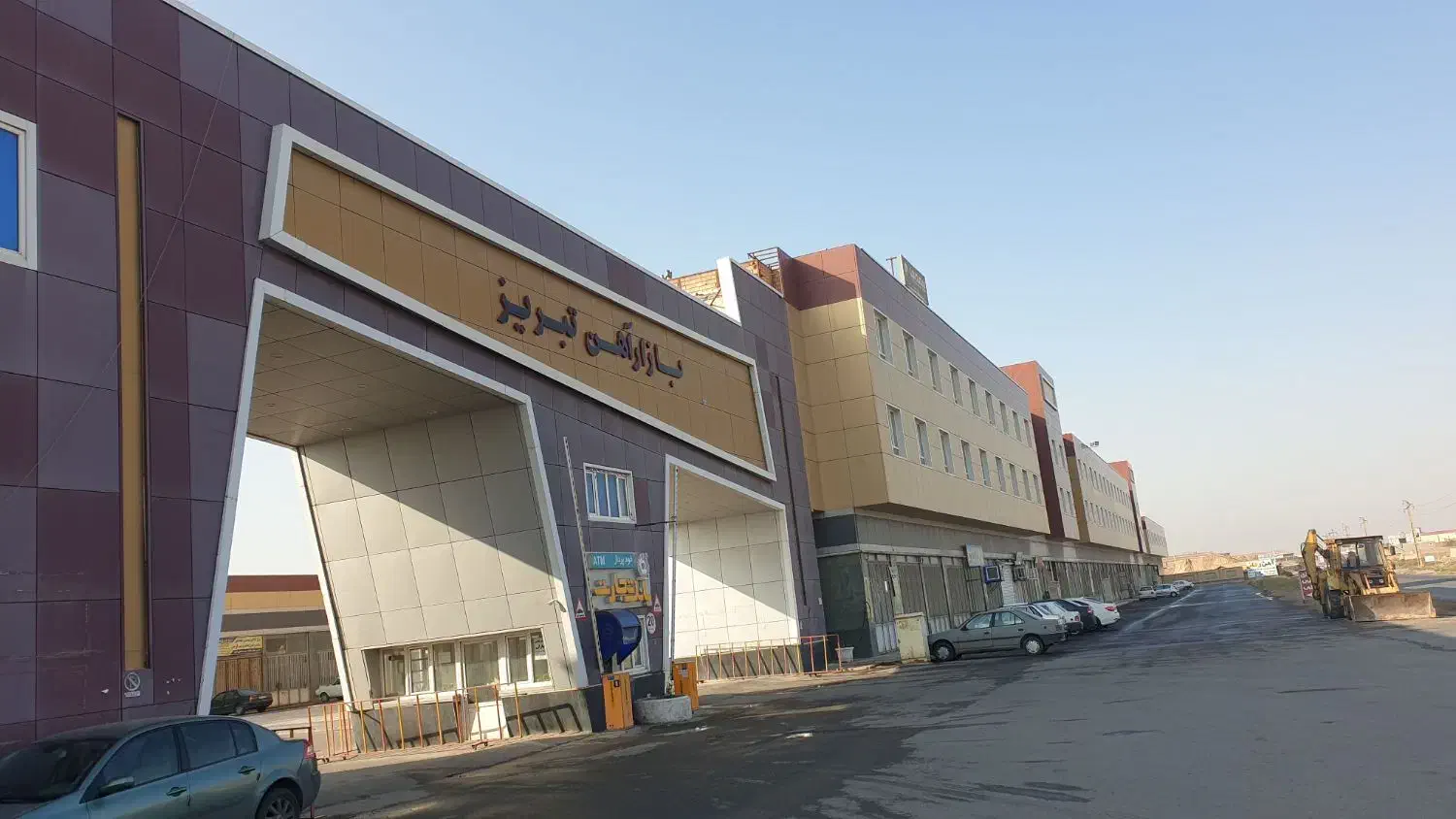 فروش یا اجاره واحد اداری در بازار آهن تبریز|فروش دفتر کار، اتاق اداری، مطب|تبریز, |دیوار