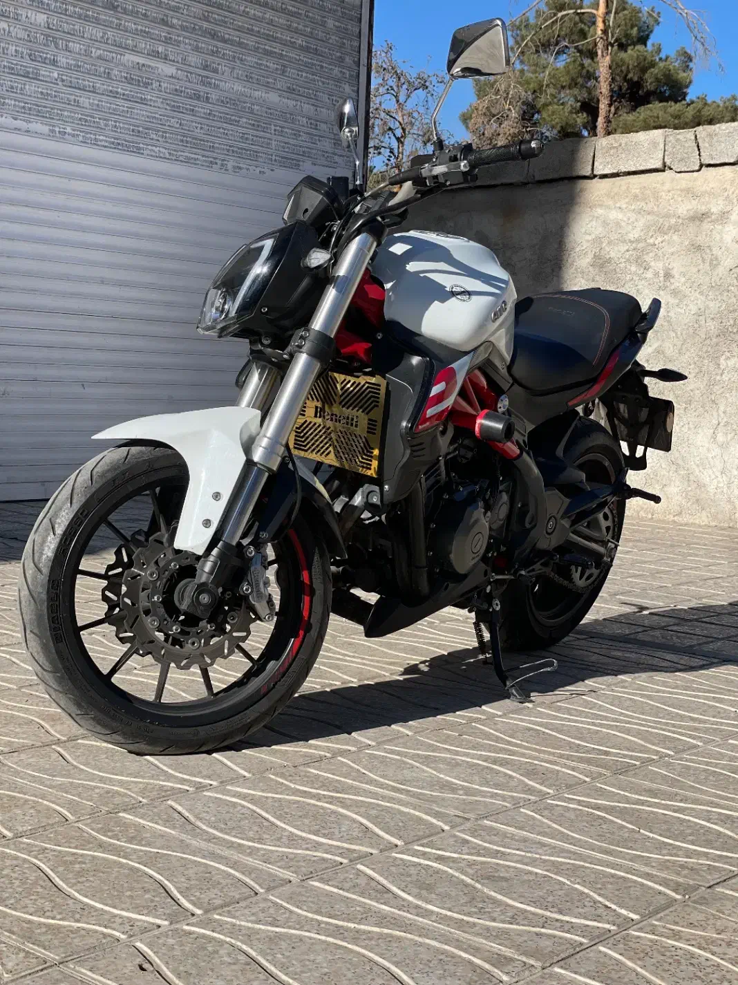 بنلی ۳۰۰ مدل ۱۴۰۰زیر قیمت|موتورسیکلت|مشکیندشت, |دیوار