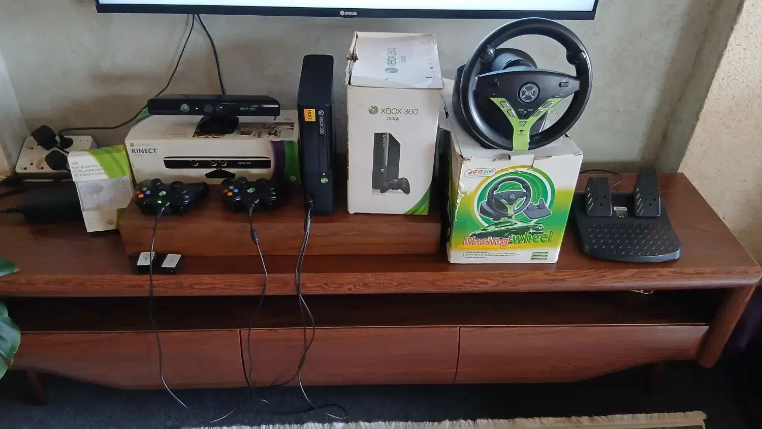 XBOX 360 Super slim|کنسول، بازی ویدئویی و آنلاین|قزوین, |دیوار