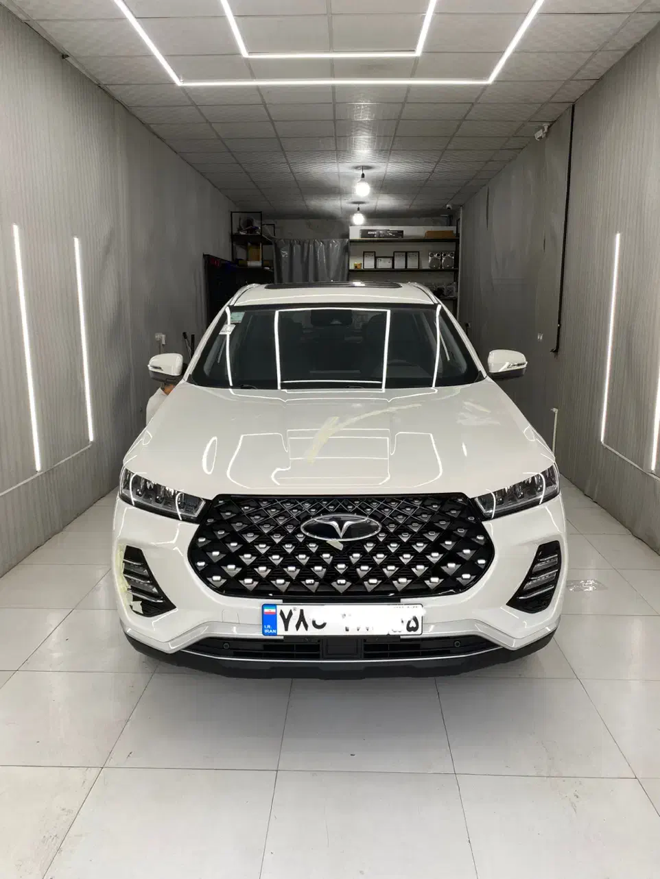 شیشه دودی ضمانتی یک میلیون تومان|خدمات موتور و ماشین|ری, دولتآباد|دیوار