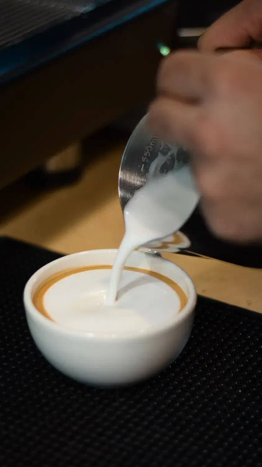 استخدام باریستا و کمک باریستا|استخدام خدمات فروشگاه و رستوران|تبریز, |دیوار