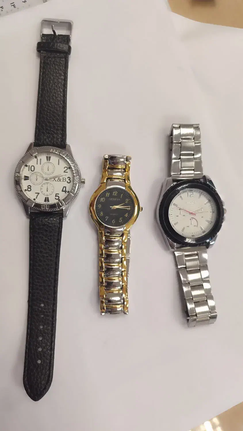 3 عدد ساعت سالم و تمیز بدون خطوط خش|ساعت|تهران, سازمان برنامه جنوبی|دیوار