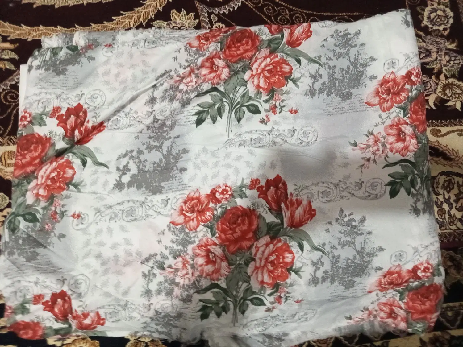 پارچه|لباس|گرگان, |دیوار