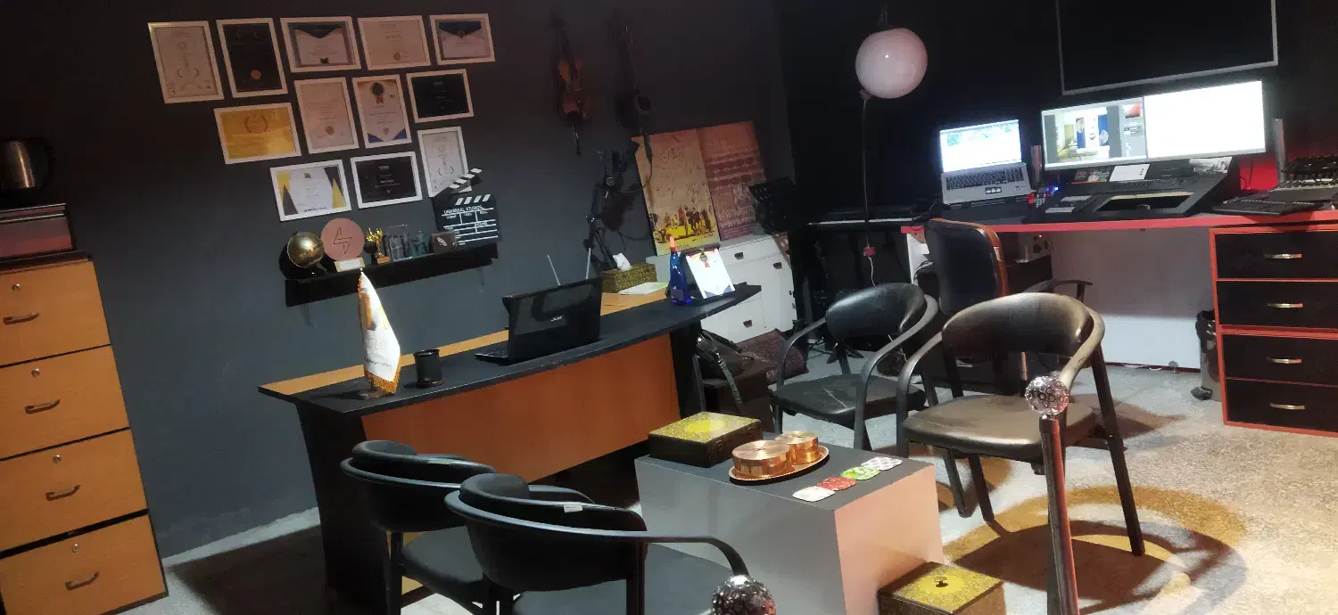 استخدامی شرکت سینمایی و تبلیغاتی کات|استخدام هنری و رسانه|سنندج, |دیوار