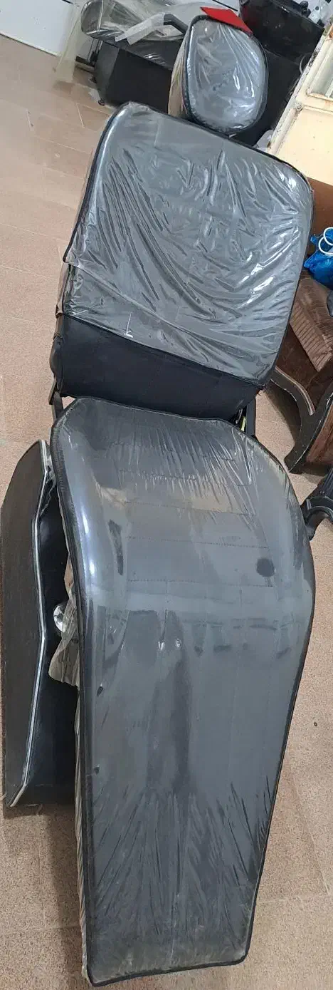 تجهیزات سالن زیبایی کاملا نو|آرایشگاه و سالن‌های زیبایی|سمیرم, |دیوار