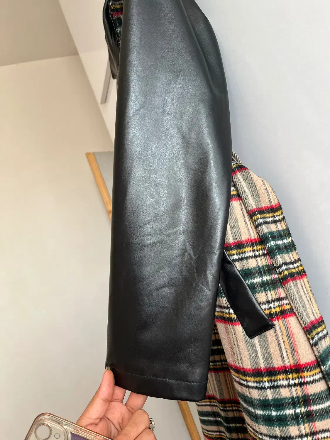 پالتو گرم در حد نو و کت کوتاه فوتر استفاده نشده|لباس|شیروان (خراسان), |دیوار