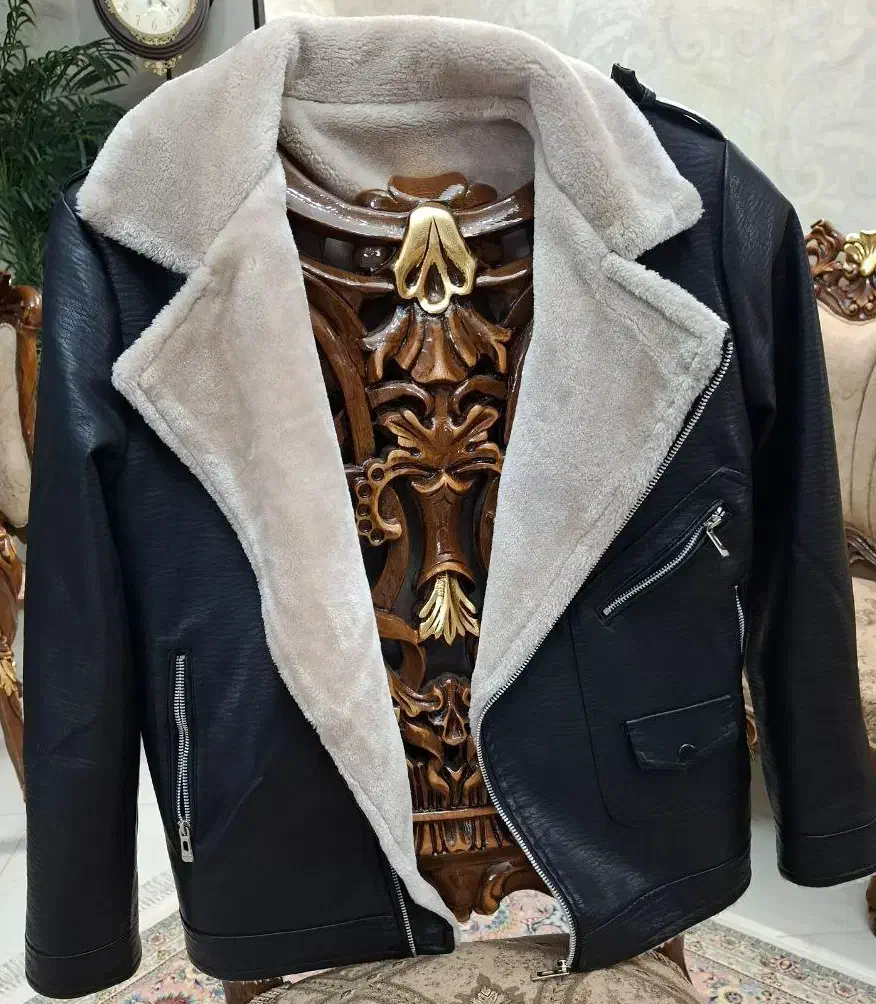 کاپشن و کت چرم داخل خز|لباس|اصفهان, جلالیه|دیوار