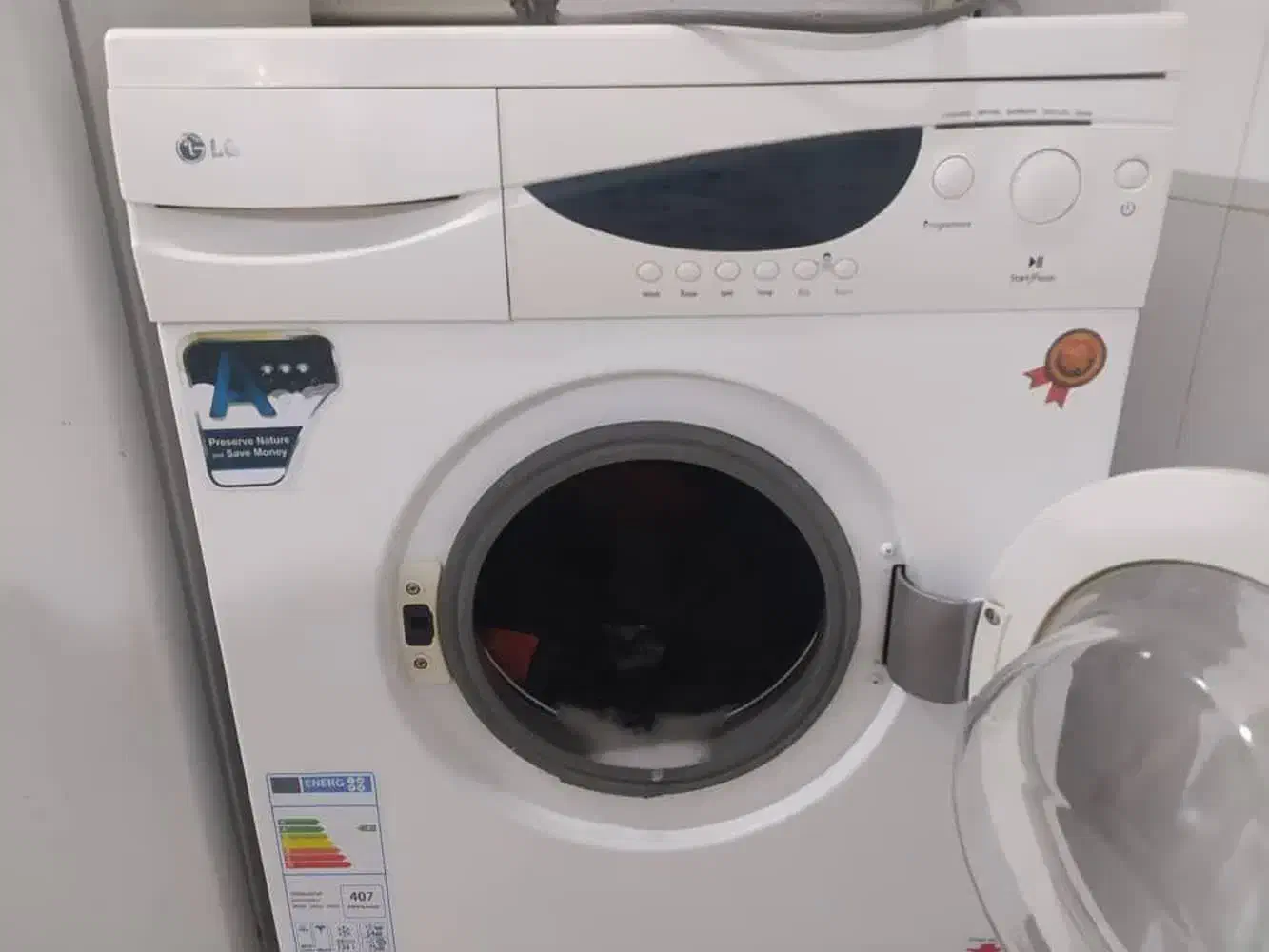 لباس شویی LG مدل ۸۰۵۰|ماشین لباسشویی و خشک‌کن لباس|پاکدشت, پاکدشت (مامازند)|دیوار