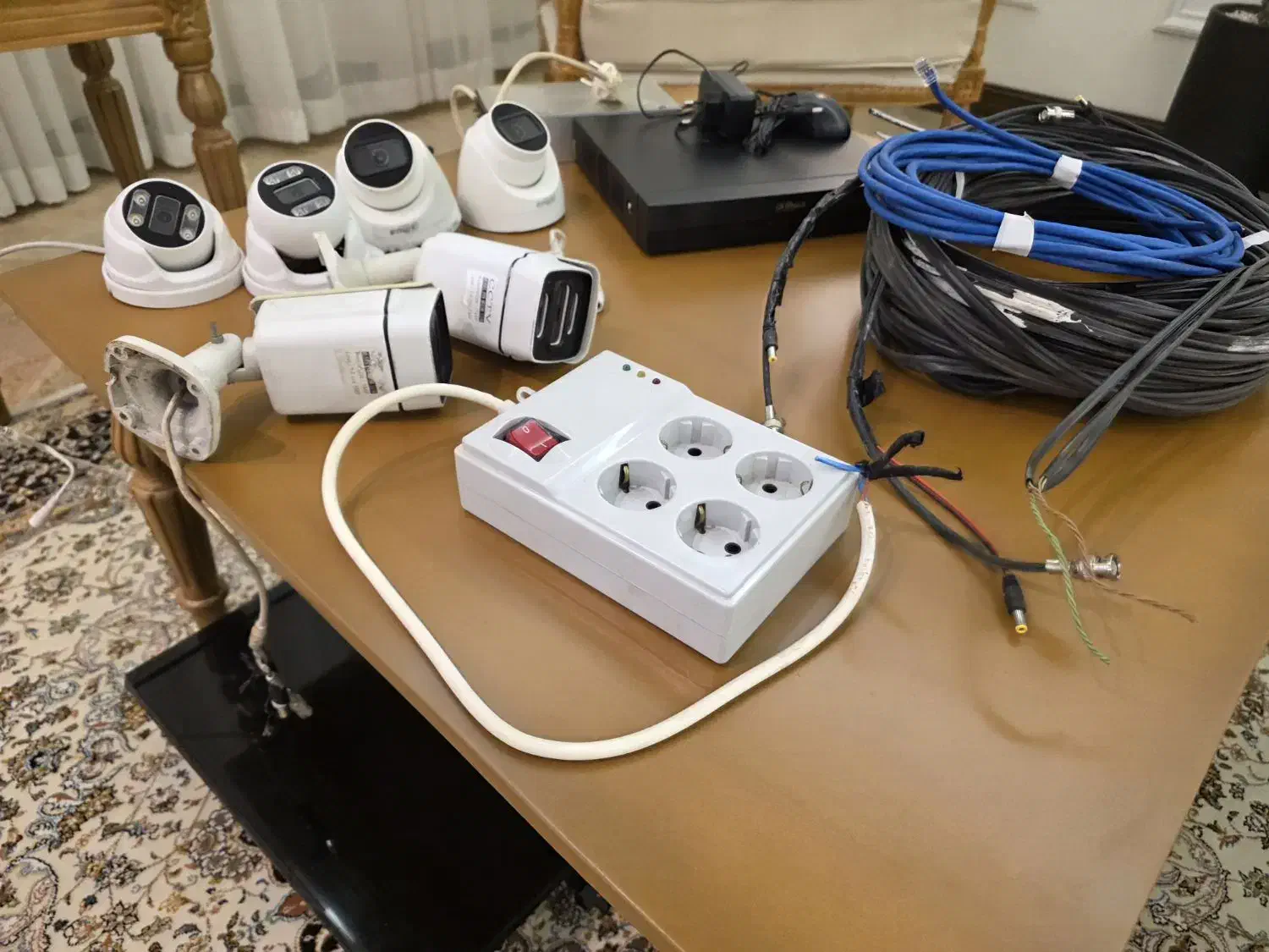 دوربین مدار بسته به همراه دی وی ار و هارد|دوربین مداربسته|تهران, توحید|دیوار