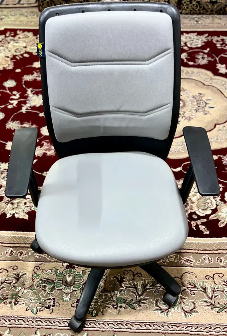 صندلی کارشناسی از برند معروف راحتیران|مبلمان اداری|علیآباد کتول, |دیوار