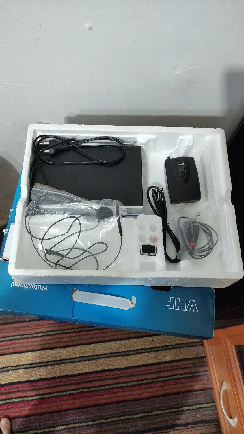 وایرلس|گیتار، بیس، امپلیفایر|رشت, انصاری|دیوار