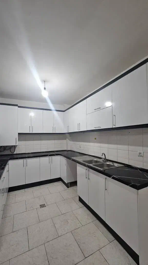 فرصت استثنایی برای خرید واحد فول در خیابان ظفر|فروش آپارتمان|هشتگرد, شهرک صبا سوله|دیوار