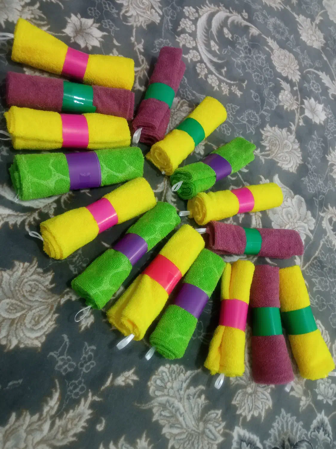 حوله|آرایشی، بهداشتی، درمانی|قائن, |دیوار