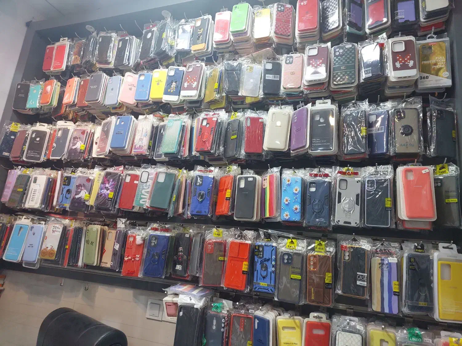 کاور|لوازم جانبی موبایل و تبلت|لار, |دیوار