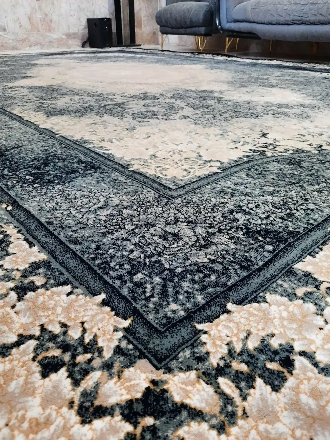 فرش ۱۲ متری تبریز ۷۰۰ شانه ۲۵۵۰ تراکم|فرش|مشهد, اروند|دیوار