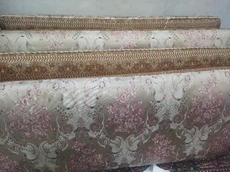 چهار عدد پستی قیمت پایین|پشتی|قم, سید معصوم|دیوار