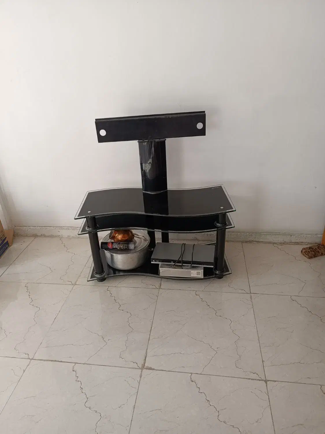 زیر تلویزون|میز تلویزیون|اسلام‌‌آباد غرب, |دیوار