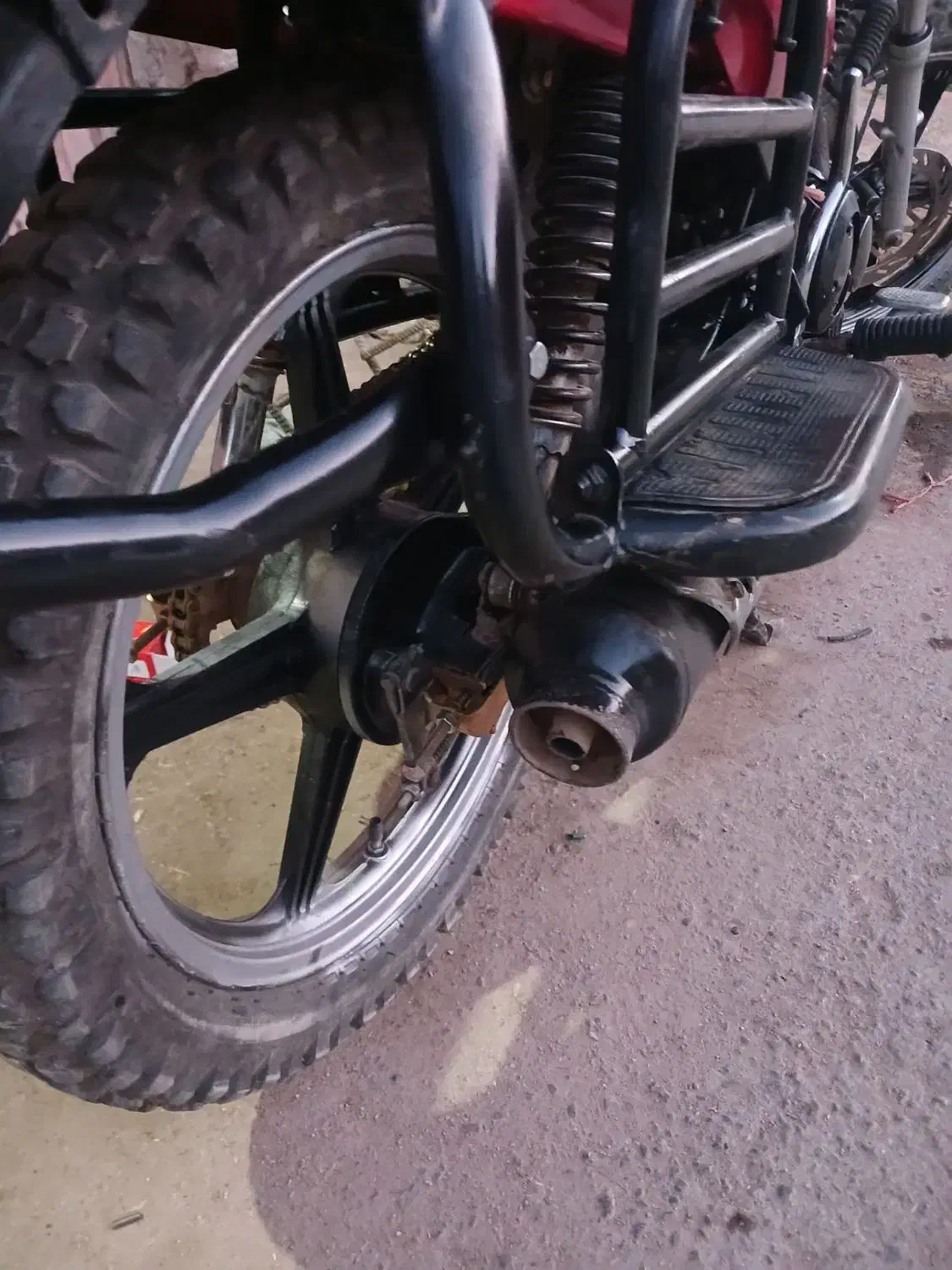 فقد نقدی|موتورسیکلت|گرمخان, |دیوار