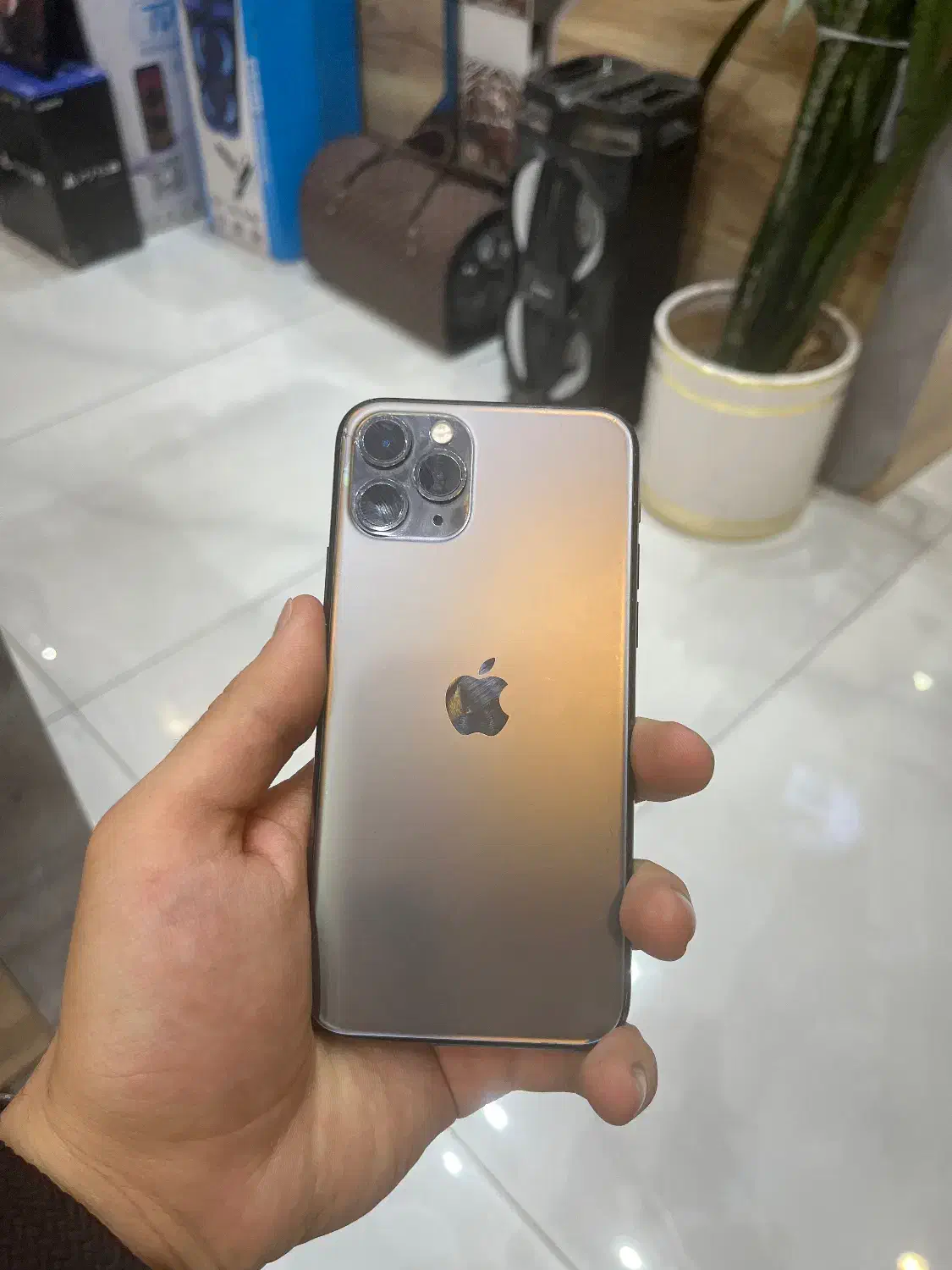 11 pro|موبایل|تهران, صادقیه|دیوار