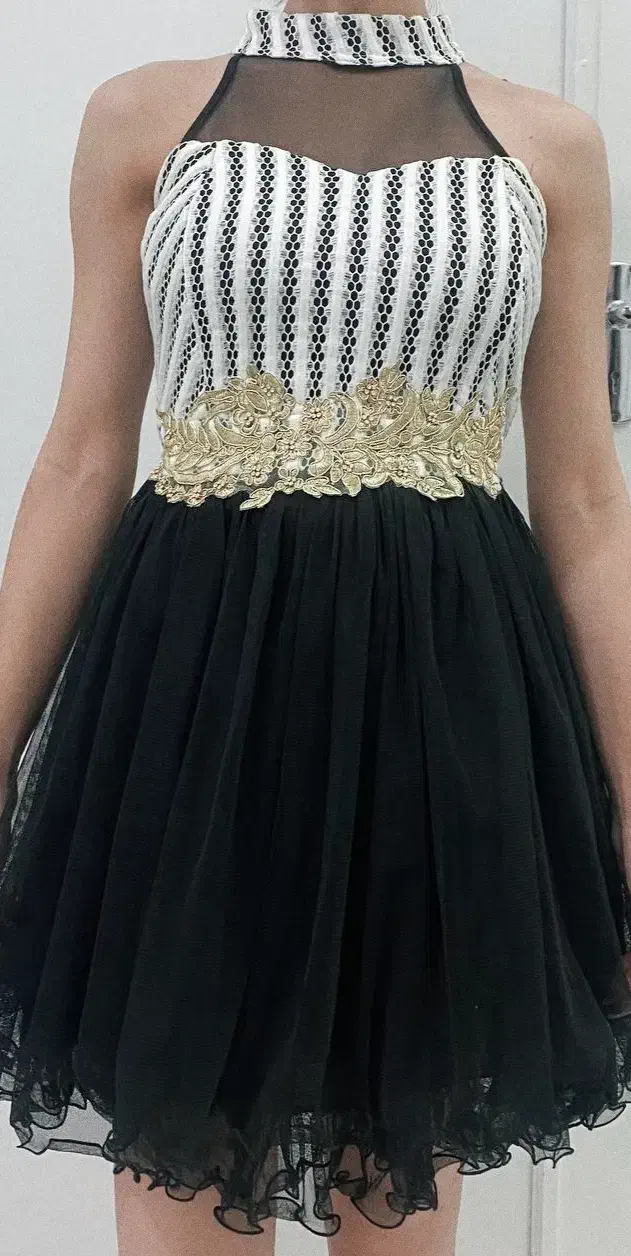 لباس مجلسی|لباس|سبزوار, قائم|دیوار