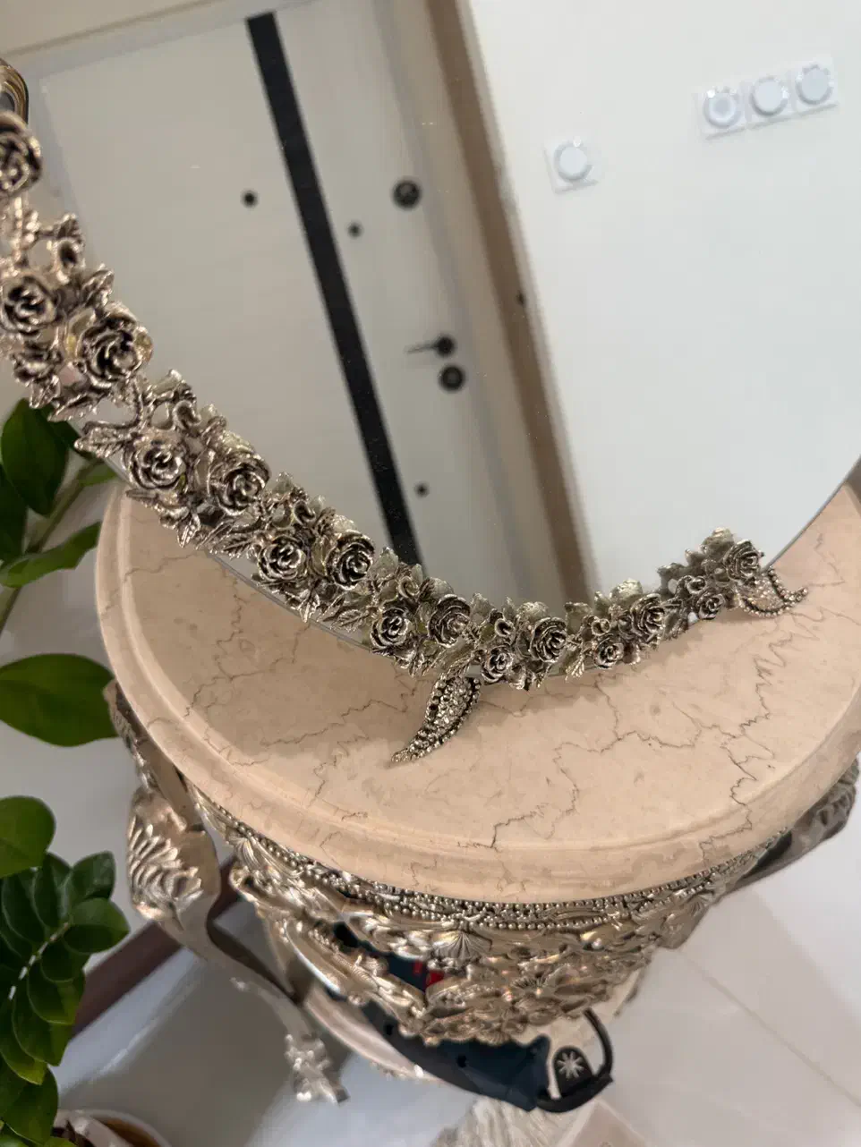 آیینه  به همراه میز|بوفه، ویترین، کنسول|تهران, منیریه|دیوار