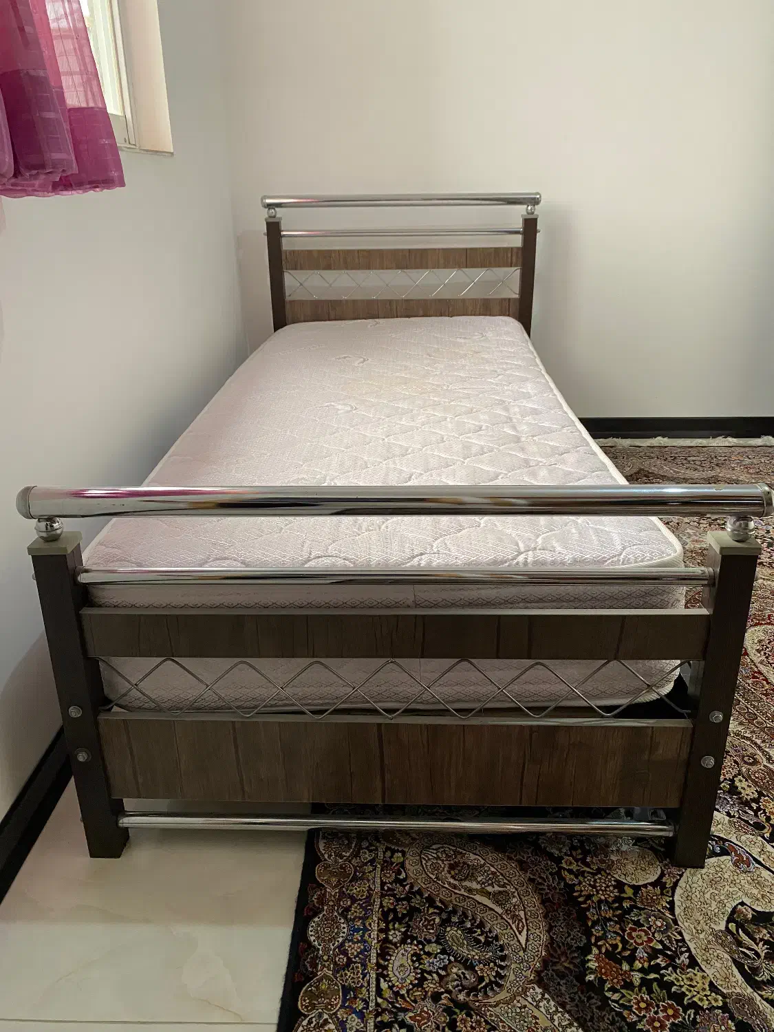 تخت خواب تک نفره|تخت و سرویس خواب|بابل, |دیوار