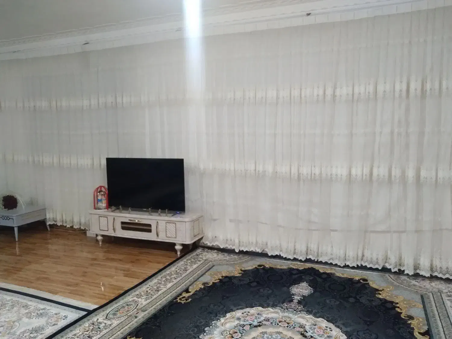 فروش پرده بدون پارگی سالم سالم|پرده، رانر، رومیزی|اسفرورین, |دیوار