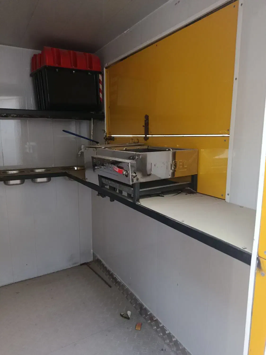 فروش فوری فوری یک دستگاه فست فود|کافی‌شاپ و رستوران|بندرعباس, |دیوار