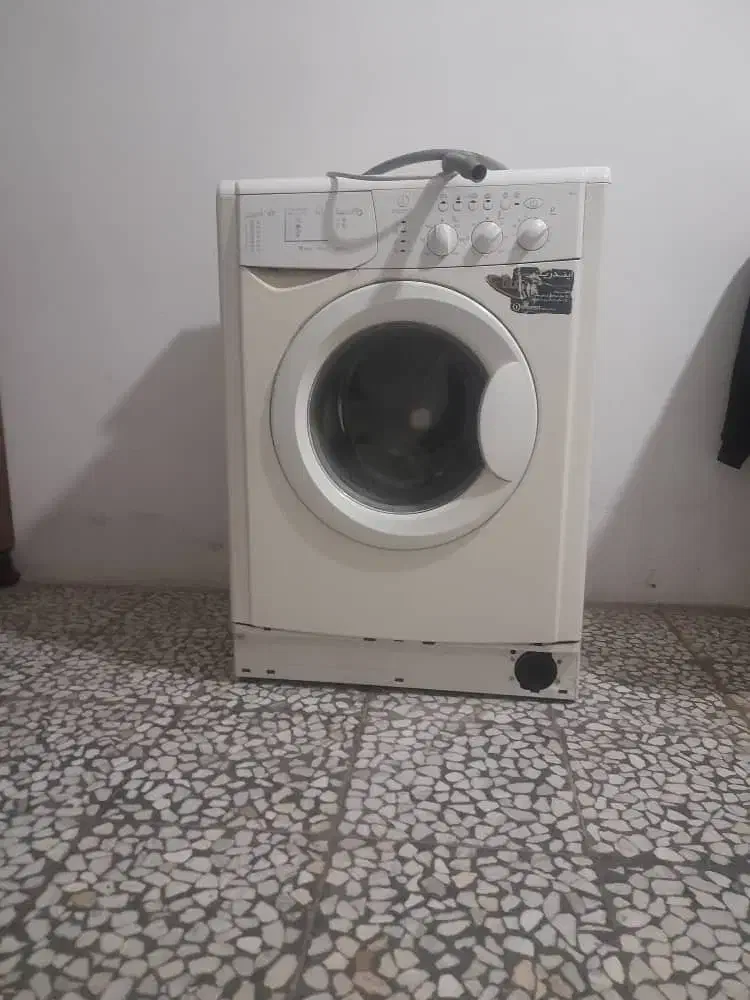 لباسشویی ایندرزیت|ماشین لباسشویی و خشککن لباس|ساری, |دیوار