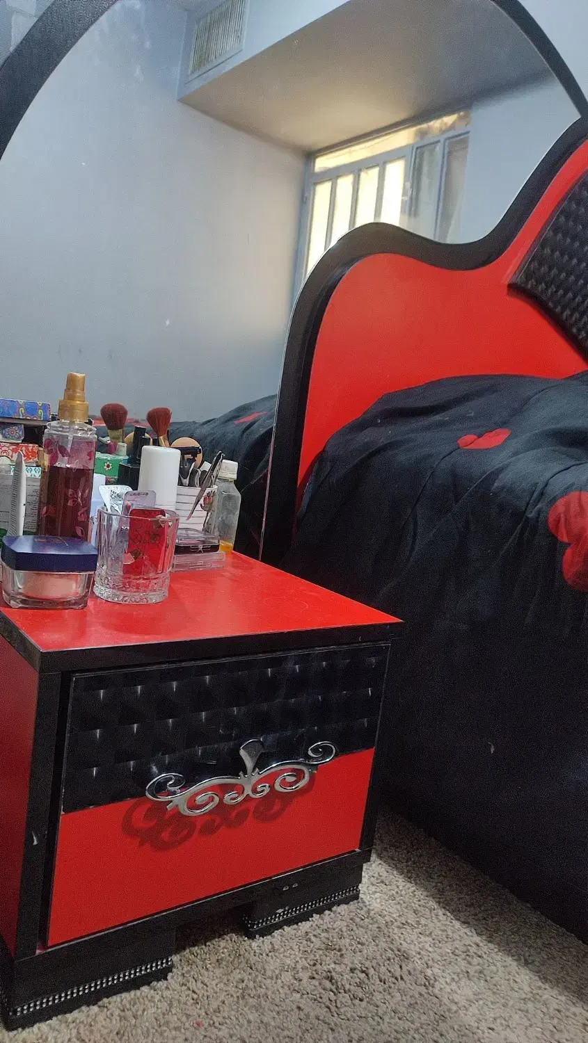 سرویس تخت خواب دو نفره|تخت و سرویس خواب|شیراز, فرگاز|دیوار