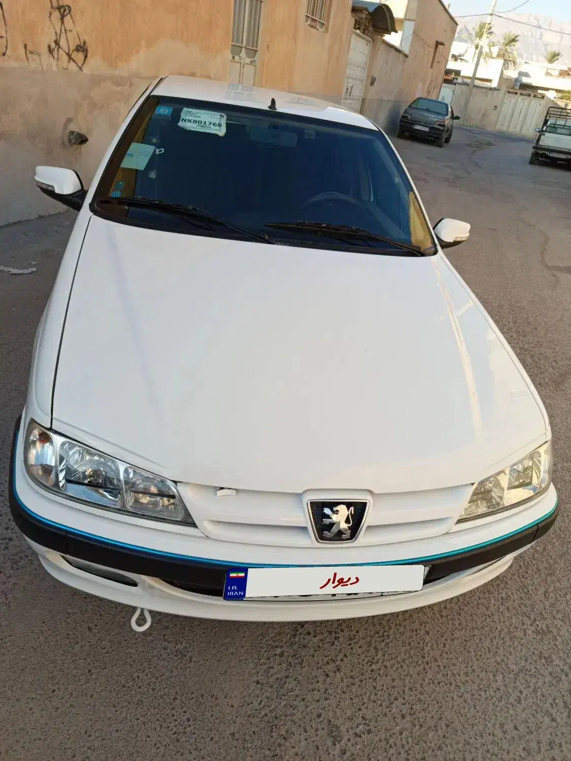 پژو پارس سفید 1401|خودرو سواری و وانت|کازرون, |دیوار